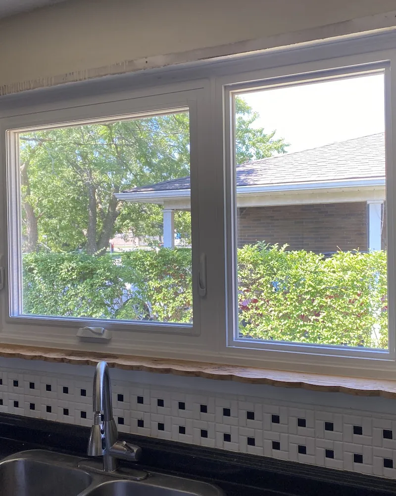 Kitchen window over the counter after replacement